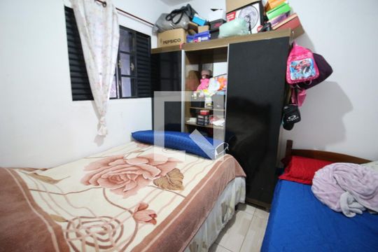 Quarto 1 de casa à venda com 2 quartos, 57m² em Padroeira, Osasco