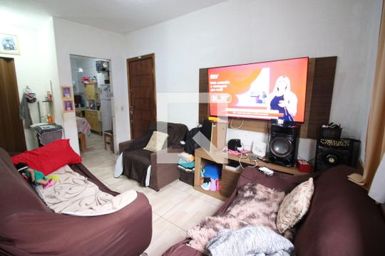 Sala de casa à venda com 2 quartos, 57m² em Padroeira, Osasco