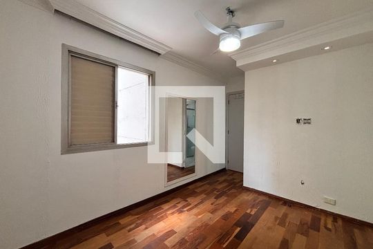 Suíte de apartamento à venda com 2 quartos, 80m² em Indianópolis, São Paulo