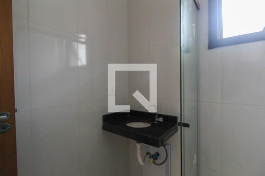 Banheiro de apartamento para alugar com 2 quartos, 35m² em Vila Charlote, São Paulo