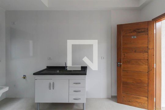 Sala/Cozinha de apartamento para alugar com 2 quartos, 35m² em Vila Charlote, São Paulo