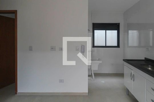 Sala/Cozinha de apartamento para alugar com 2 quartos, 35m² em Vila Charlote, São Paulo
