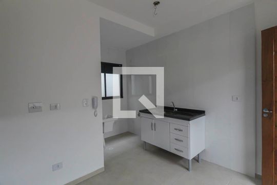 Sala/Cozinha de apartamento para alugar com 2 quartos, 35m² em Vila Charlote, São Paulo