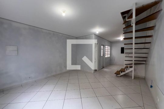 Sala de casa de condomínio para alugar com 2 quartos, 117m² em Ipiranga, São Paulo