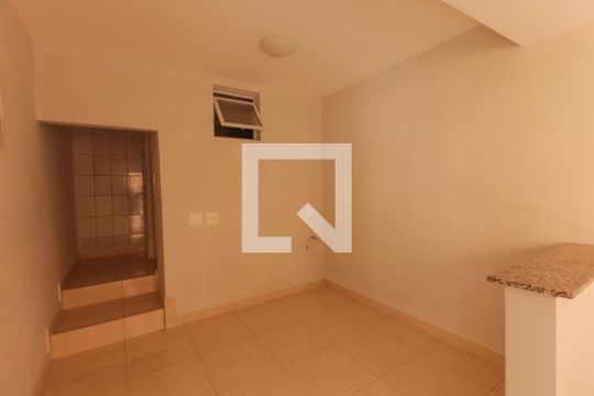 Casa à venda com 8 quartos, 190m² em Vila Loyola, Jundiaí