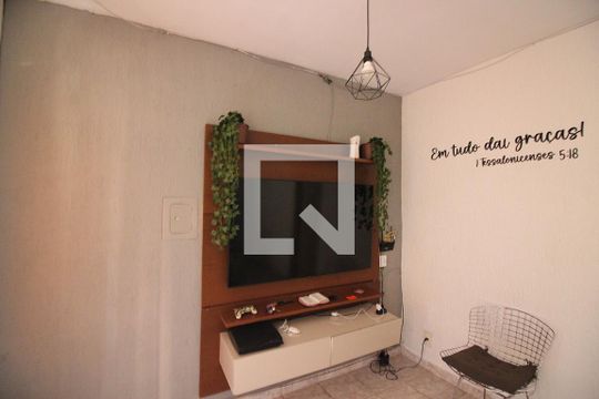 Sala de apartamento à venda com 2 quartos, 50m² em Vila Alves Dias, São Bernardo do Campo