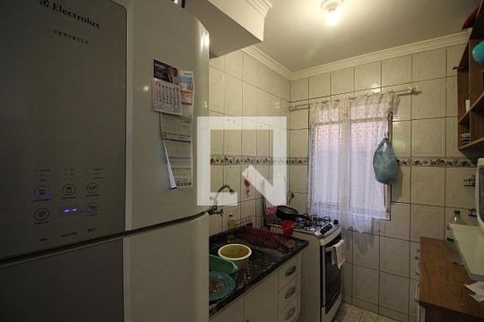 Cozinha e Área de Serviço de apartamento à venda com 2 quartos, 50m² em Vila Alves Dias, São Bernardo do Campo