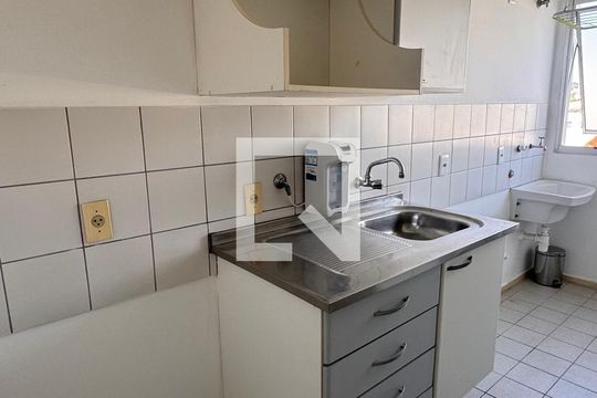 Cozinha de apartamento à venda com 2 quartos, 48m² em Jardim Dom Vieira, Campinas