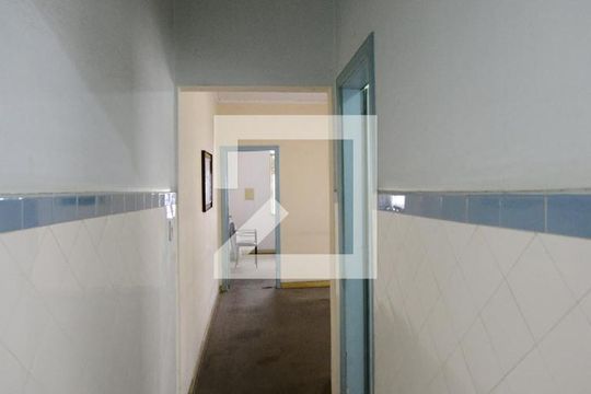 Corredor  de casa à venda com 2 quartos, 180m² em Vila Deodoro, São Paulo