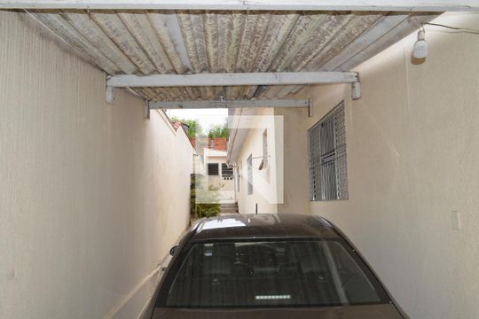 Garagem de casa à venda com 3 quartos, 180m² em Ipiranga, São Paulo