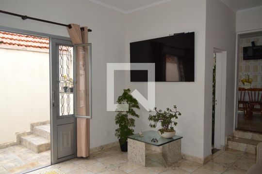 Casa à venda com 3 quartos, 180m² em Ipiranga, São Paulo