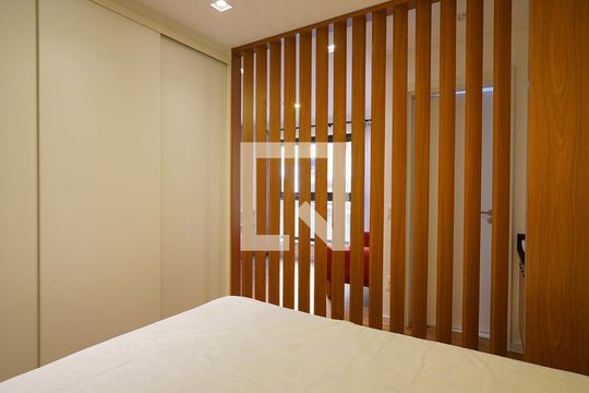 Quarto de apartamento para alugar com 1 quarto, 40m² em Saco dos Limões, Florianópolis