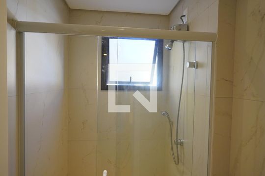 Banheiro Social de apartamento para alugar com 1 quarto, 40m² em Saco dos Limões, Florianópolis