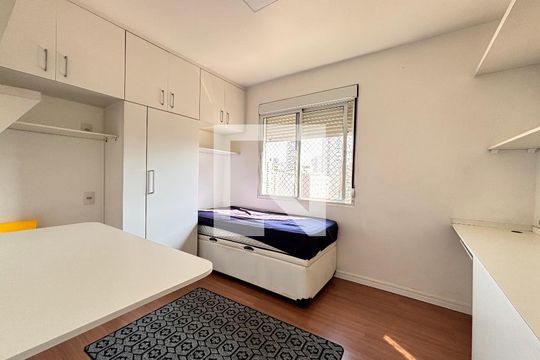 Quarto 2 de apartamento para alugar com 2 quartos, 70m² em Itaim Bibi, São Paulo