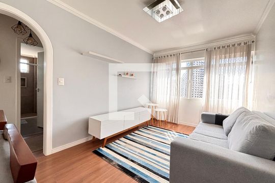 Sala de apartamento para alugar com 2 quartos, 70m² em Itaim Bibi, São Paulo