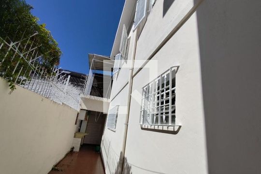 Foto 13 de casa à venda com 3 quartos, 165m² em Vila Jacuí, São Paulo