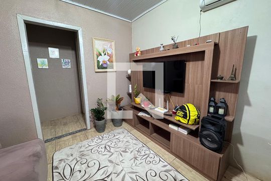 Sala de casa à venda com 3 quartos, 160m² em Campina, São Leopoldo