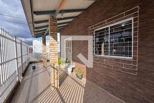 Área Externa de casa à venda com 3 quartos, 160m² em Campina, São Leopoldo