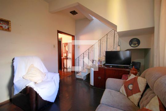 Sala de Estar de casa à venda com 4 quartos, 320m² em Nova Floresta, Belo Horizonte