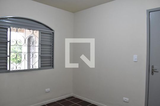 Quarto 2 de casa para alugar com 2 quartos, 66m² em Santa Felicidade, Curitiba
