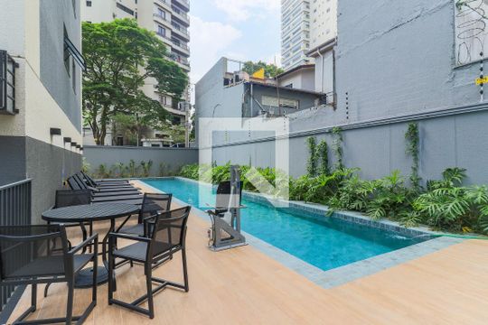 Área comum - Piscina de apartamento para alugar com 1 quarto, 27m² em Campo Belo, São Paulo