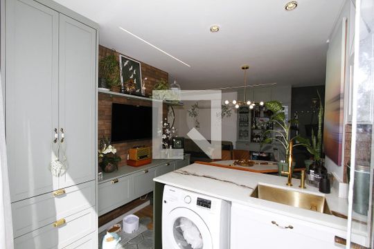 Sala de apartamento à venda com 2 quartos, 57m² em Calafate, Belo Horizonte