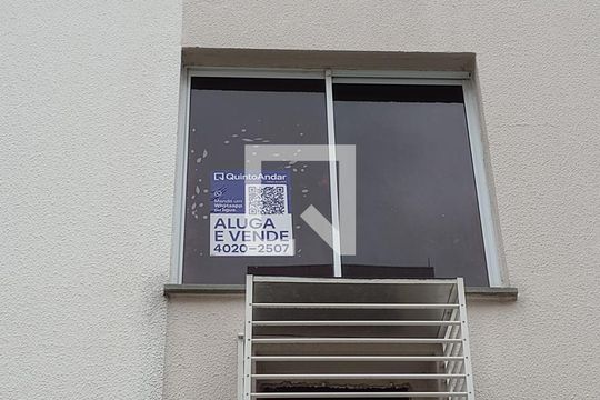 Placa de apartamento à venda com 2 quartos, 46m² em Taquara, Rio de Janeiro