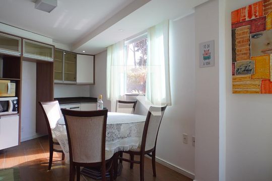 Casa para alugar com 1 quarto, 100m² em Cachoeira do Bom Jesus Leste, Florianópolis