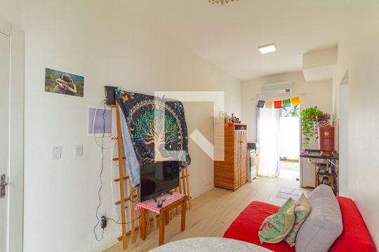 Sala de apartamento à venda com 2 quartos, 40m² em Fátima, Canoas