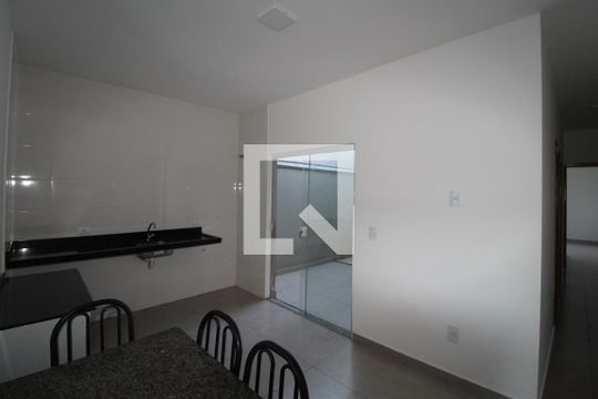 Cozinha de casa para alugar com 2 quartos, 70m² em Jardim Minezotta (nova Veneza), Sumaré