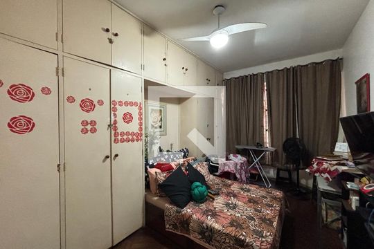 Quarto 1 de apartamento à venda com 3 quartos, 125m² em Copacabana, Rio de Janeiro