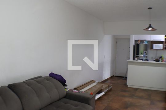 Sala de apartamento para alugar com 2 quartos, 87m² em Jardim Tupanci, Barueri