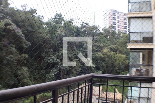 Sacada de apartamento para alugar com 2 quartos, 87m² em Jardim Tupanci, Barueri