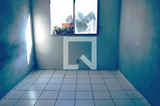 Quarto 1 de apartamento para alugar com 2 quartos, 54m² em Guadalupe, Rio de Janeiro
