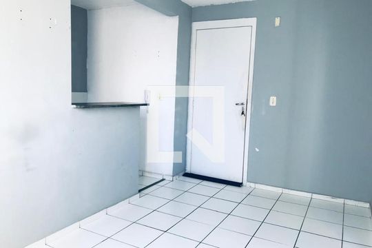 Sala de apartamento para alugar com 2 quartos, 54m² em Guadalupe, Rio de Janeiro