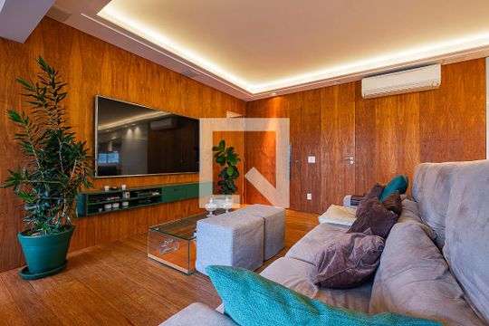 Sala de apartamento à venda com 3 quartos, 223m² em Paraíso, São Paulo