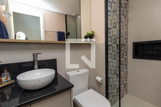 Banheiro 2 de apartamento à venda com 2 quartos, 50m² em Tatuapé, São Paulo