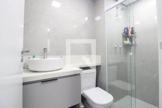 Banheiro Social de apartamento à venda com 2 quartos, 39m² em Socorro, São Paulo