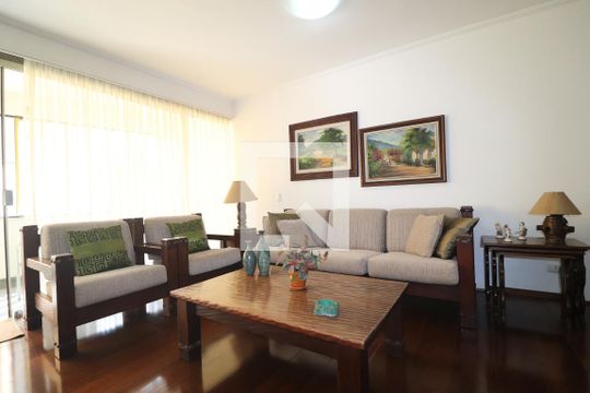 Sala de estar de apartamento à venda com 3 quartos, 145m² em Jardim, Santo André