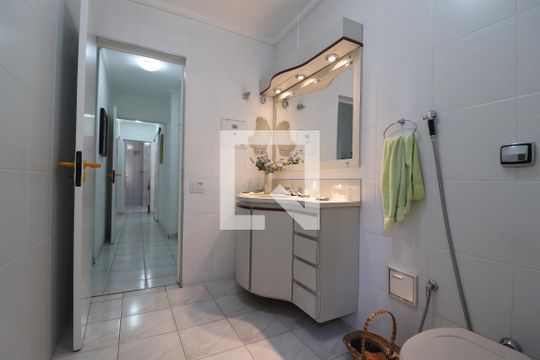 Banheiro da Suíte de apartamento à venda com 3 quartos, 145m² em Jardim, Santo André