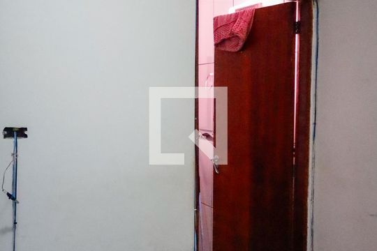Suíte de casa à venda com 2 quartos, 130m² em Cipava, Osasco