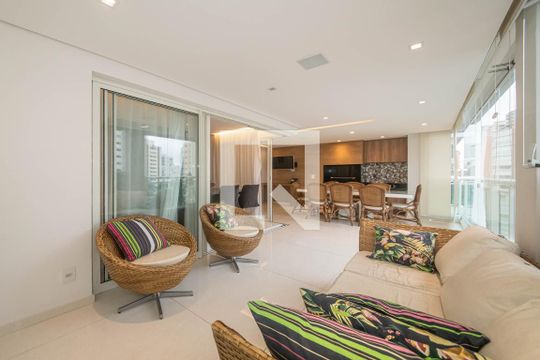 Varanda de apartamento à venda com 3 quartos, 162m² em Vila Mariana, São Paulo