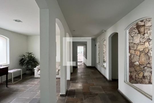 Hall de entrada de apartamento à venda com 2 quartos, 90m² em Cerqueira César, São Paulo