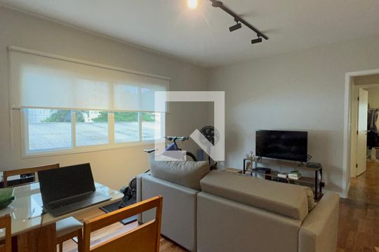 Apartamento à venda com 2 quartos, 90m² em Cerqueira César, São Paulo
