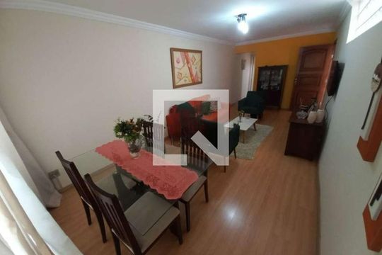 Sala de casa à venda com 3 quartos, 250m² em Planalto Paulista, São Paulo