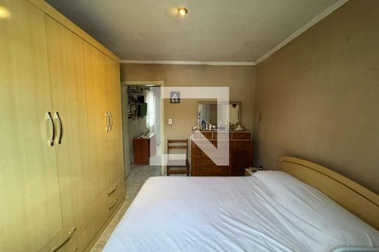 Quarto de casa à venda com 2 quartos, 300m² em Vila Mangalot, São Paulo