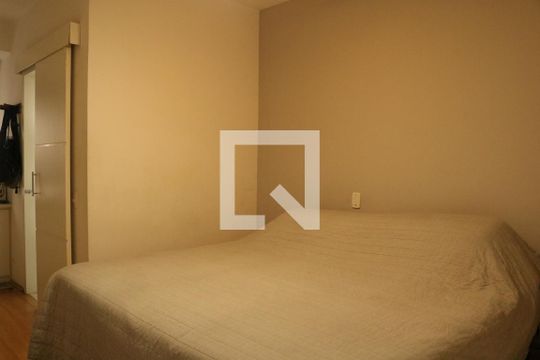 Suíte 2 de apartamento para alugar com 3 quartos, 213m² em Perdizes, São Paulo