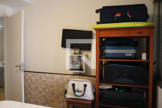 Quarto 1 de apartamento para alugar com 3 quartos, 213m² em Perdizes, São Paulo