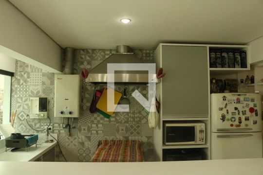 Cobertura - Sala e Cozinha Integrada de apartamento para alugar com 3 quartos, 213m² em Perdizes, São Paulo