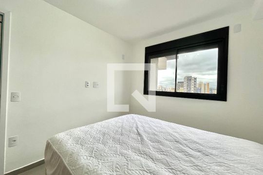 Suite de apartamento para alugar com 1 quarto, 35m² em Mirandópolis, São Paulo